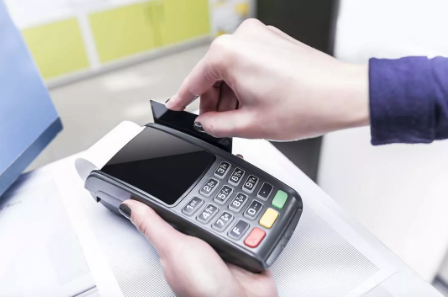 为何秒到额度减少?开店宝POS机刷卡不及时到账?